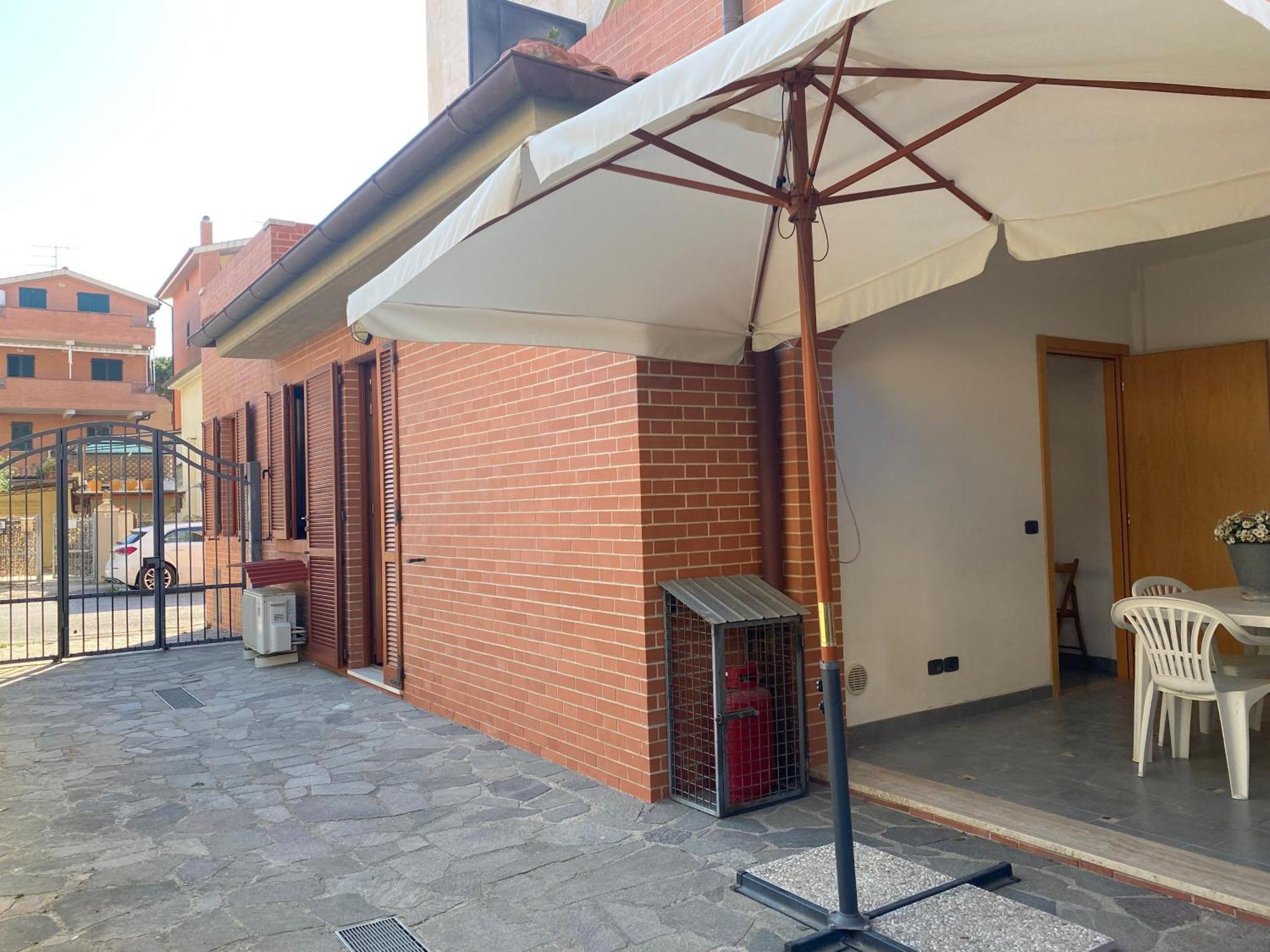 I Portici Appartamenti Marina di Grosseto Exterior photo