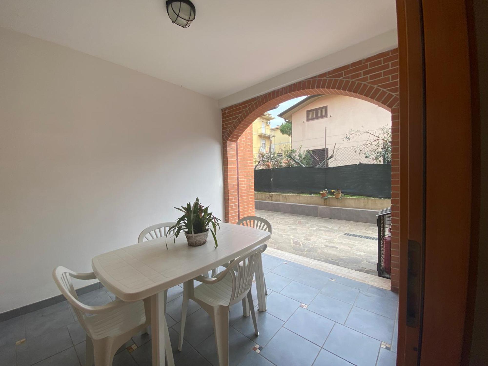 I Portici Appartamenti Marina di Grosseto Exterior photo