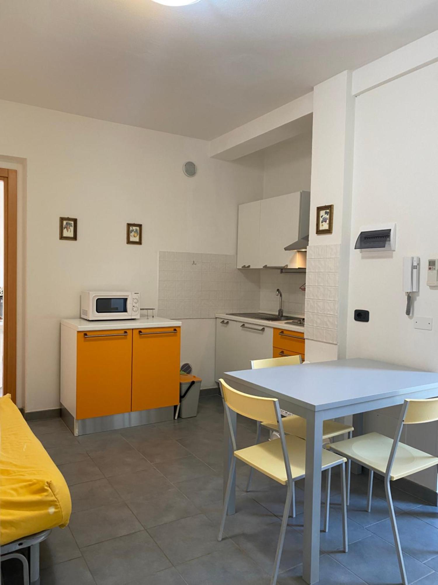 I Portici Appartamenti Marina di Grosseto Exterior photo
